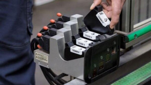 Markoprint Kartuschenwechsel an Inkjet-Drucker mit Click'n'Print-Halterungen