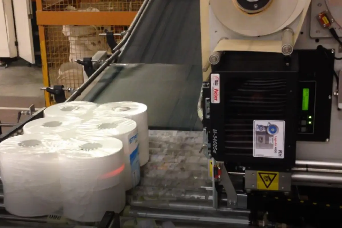 Etiquetage produits cylindriques Lucart